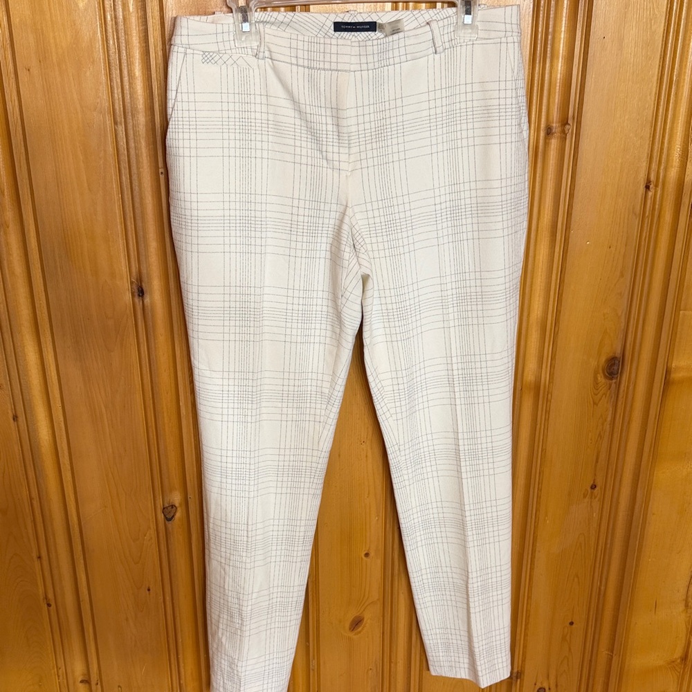 Tommy Hilfiger Men's Light Plaid Pants